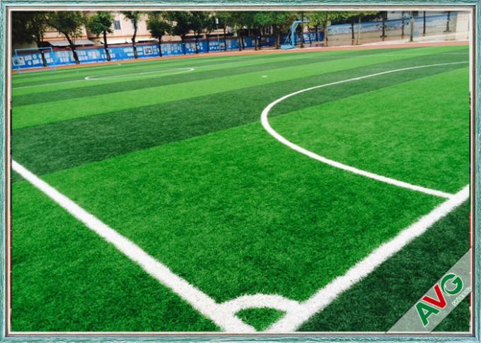 ISO 14001 συνθετική τύρφη 13000 ποδοσφαίρου Dtex για το επαγγελματικό γήπεδο ποδοσφαίρου 0